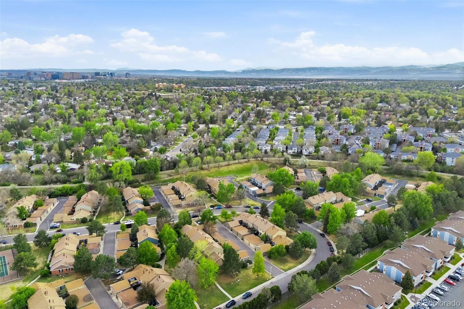 8651 E Amherst Drive #D Denver CO 80231 | MLS #REC8741259 09172026165944 1600 33