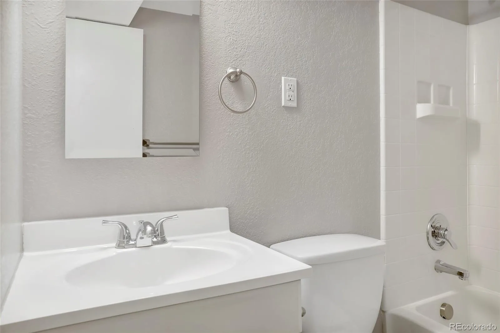 8031 Stuart Street Westminster CO 80031 | MLS #REC8742617 08292026161300 1600 20