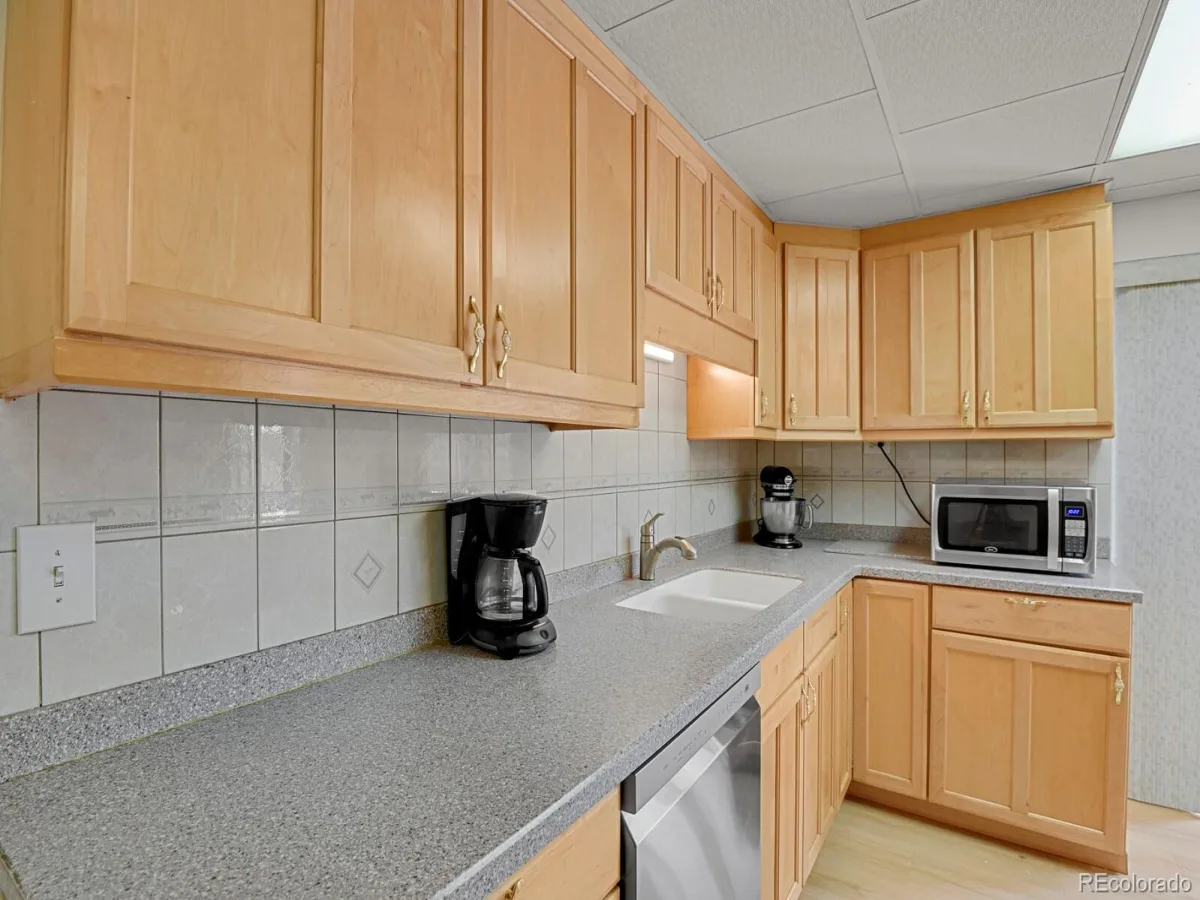 2834 S Zurich Court Denver CO 80236 | MLS #REC8746630 08052026222408 1200 10