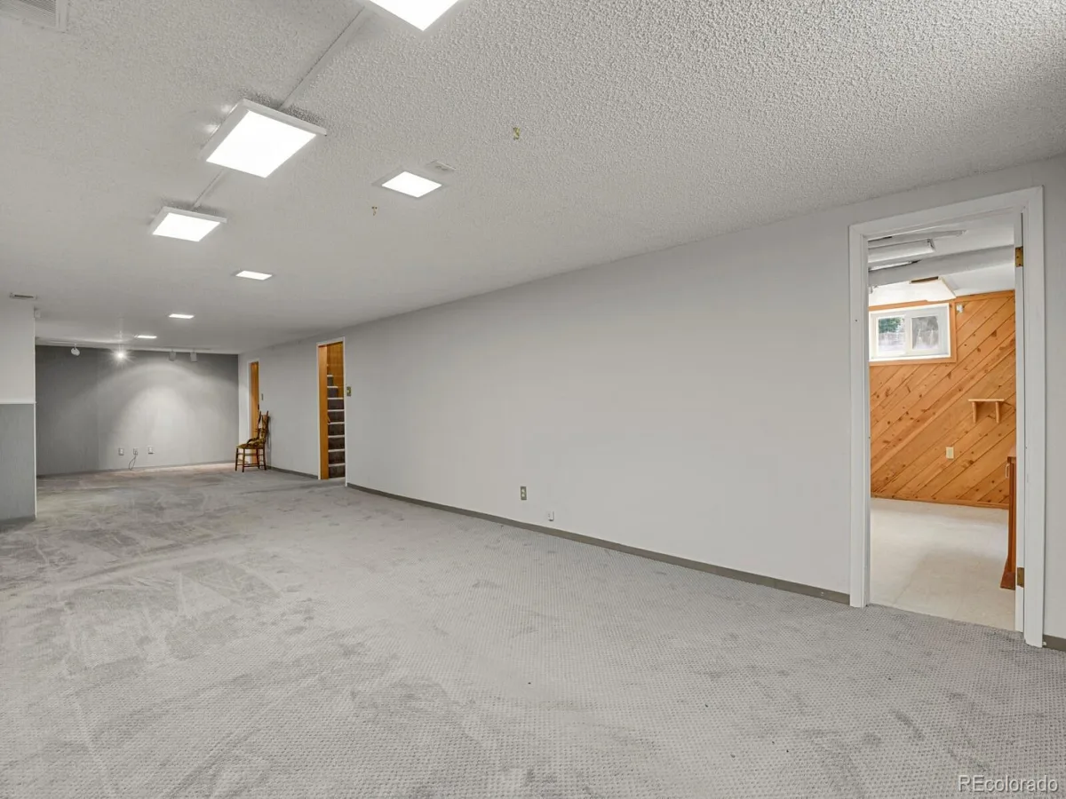 2834 S Zurich Court Denver CO 80236 | MLS #REC8746630 08052026222408 1200 21