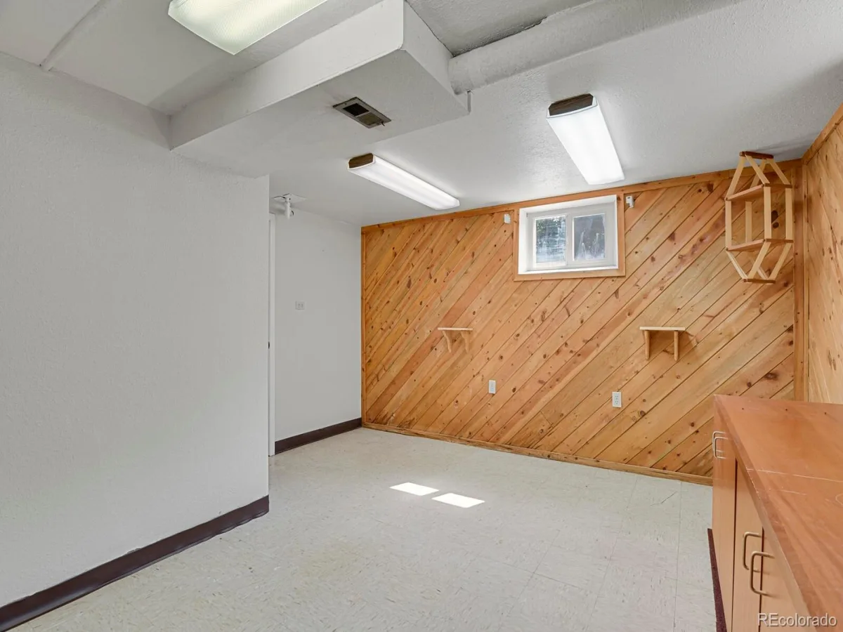 2834 S Zurich Court Denver CO 80236 | MLS #REC8746630 08052026222408 1200 23