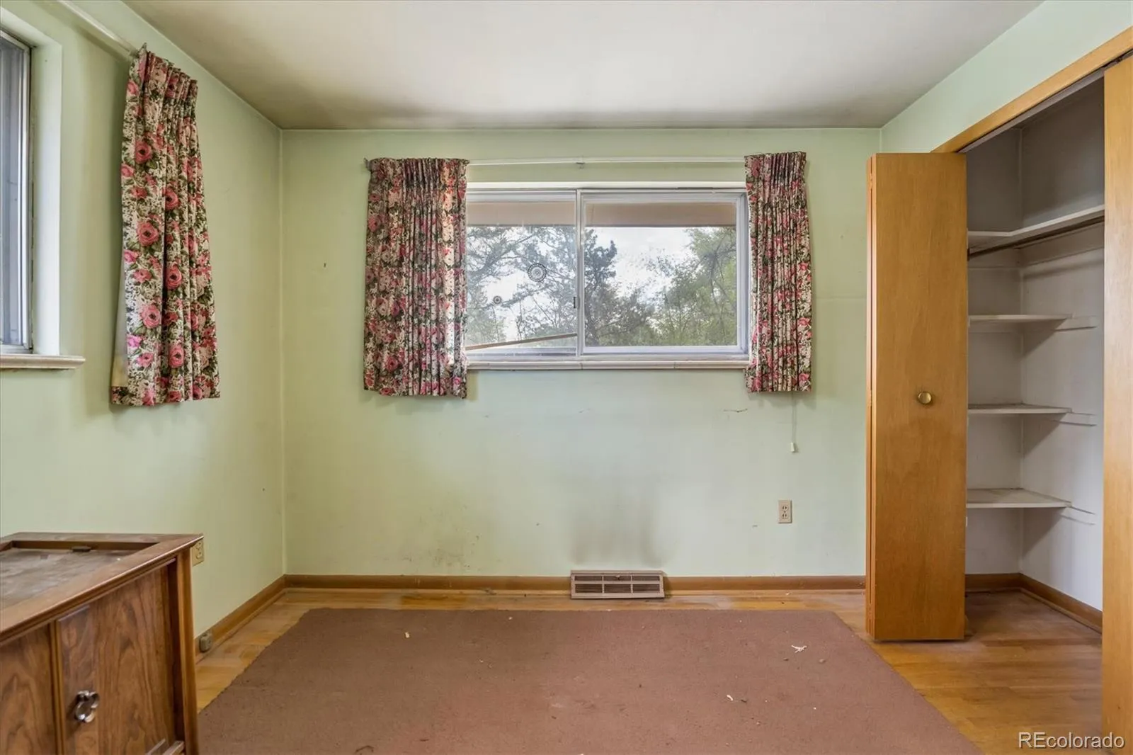 3235 Union Street Wheat Ridge CO 80033 MLS #REC8747130 05092026025115 1600 22