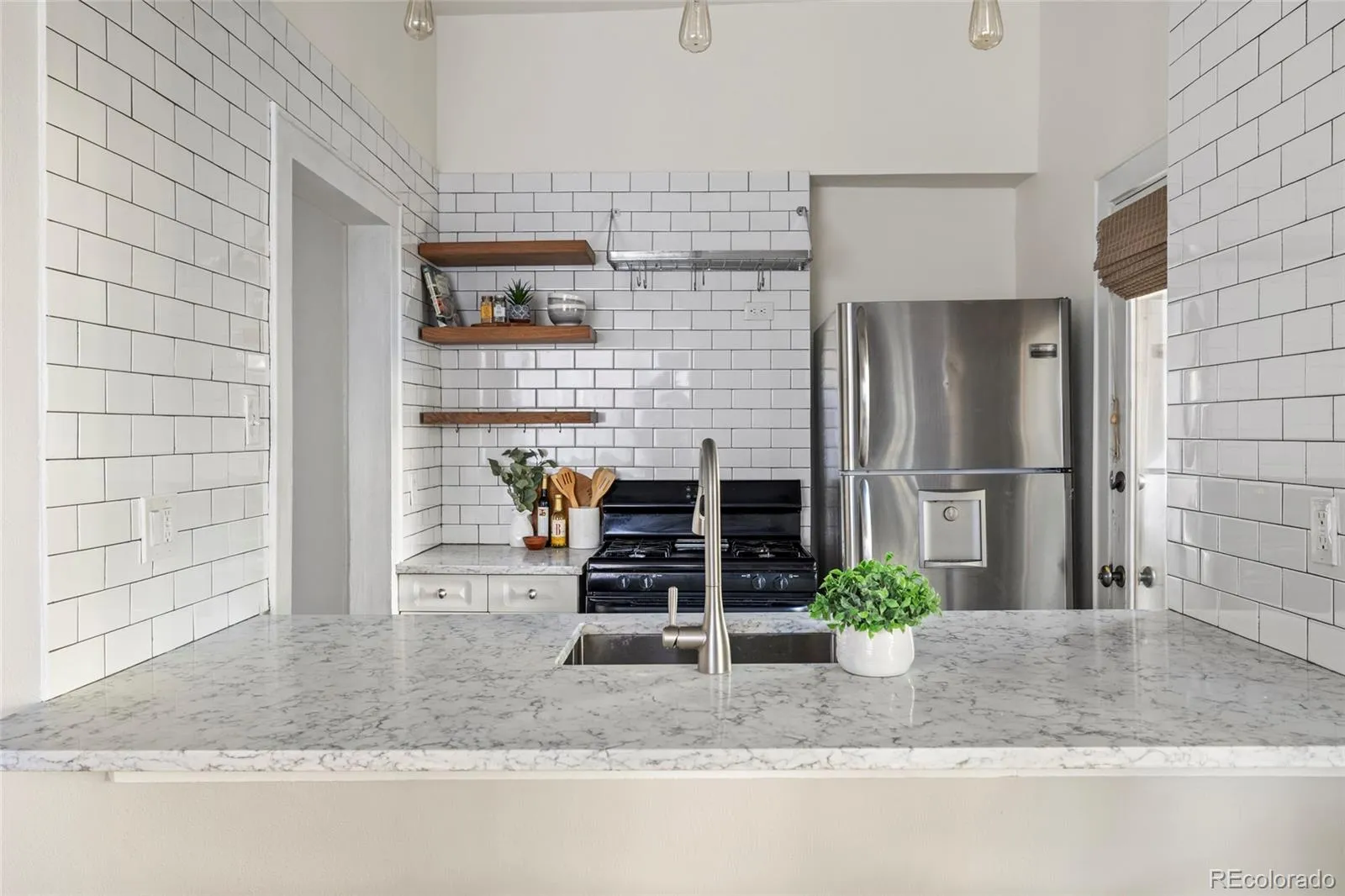 04032026232905 1600 0