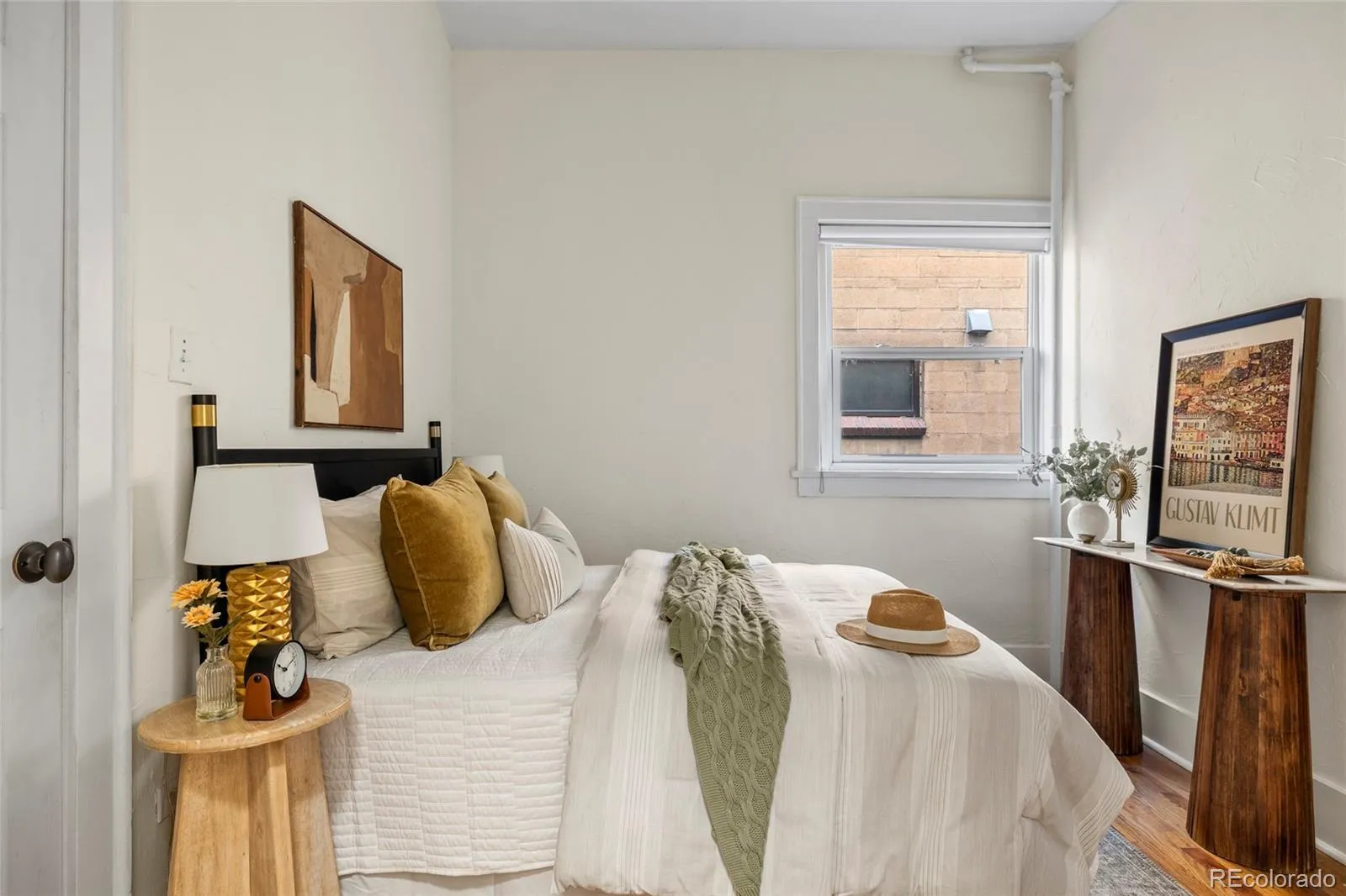 04032026232905 1600 22