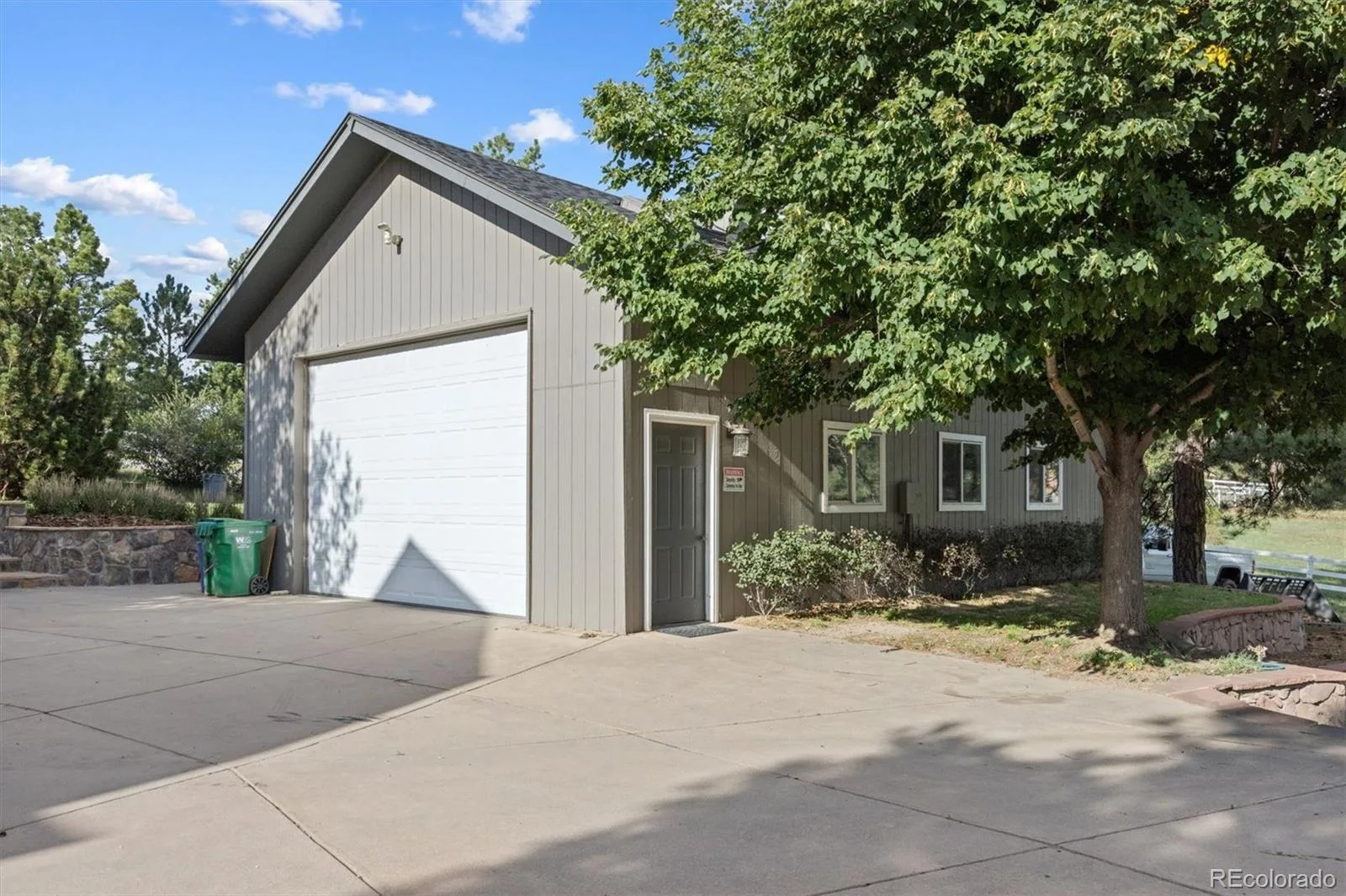10145 Meadow Run Parker CO 80134 | MLS #REC8747543 07012026145809 1600 11