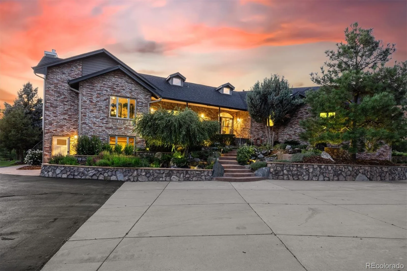 10145 Meadow Run Parker CO 80134 | MLS #REC8747543 07012026145809 1600 4