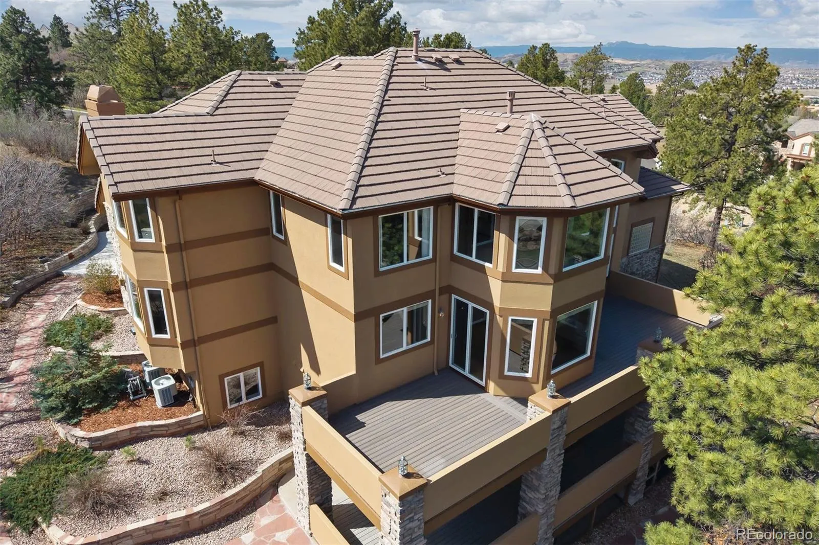 4730 Tierra Alta Drive Castle Rock CO 80104 MLS #REC8749445 05112026232032 1600 45