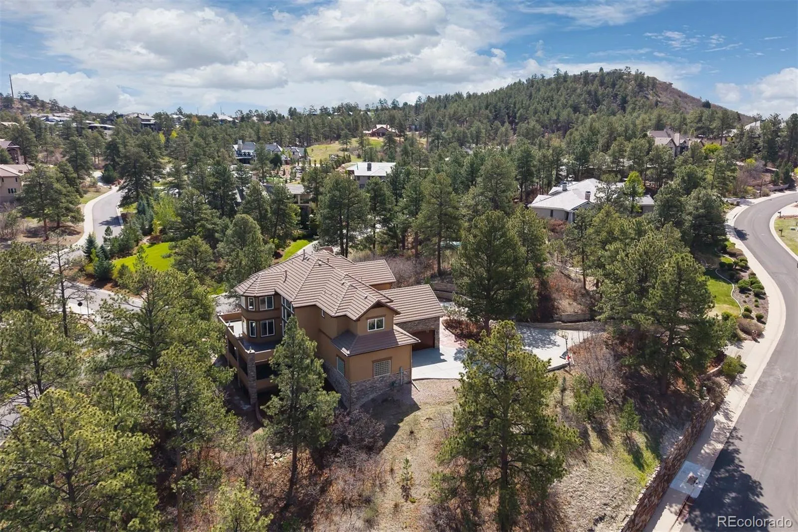 4730 Tierra Alta Drive Castle Rock CO 80104 MLS #REC8749445 05112026232032 1600 46
