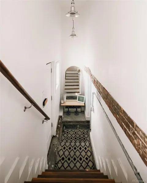 02202026175408 800 28