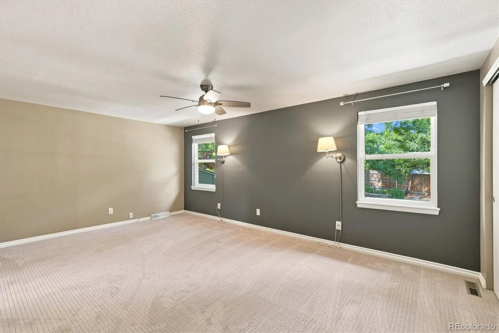 11127 W Wildhorse Peak Littleton CO 80127 | MLS #REC8749719 08142026163916 1600 32
