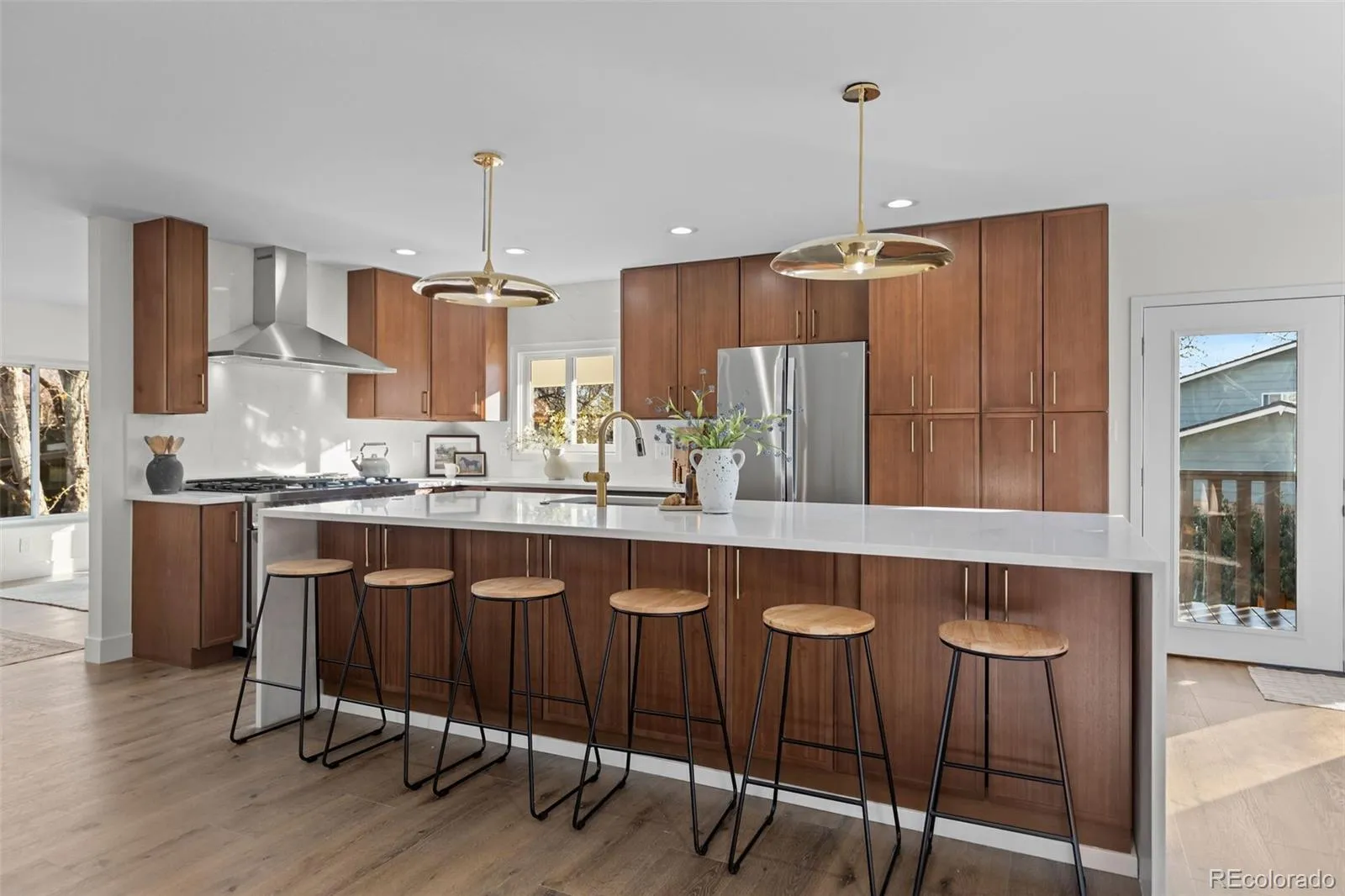 04062026231509 1600 12