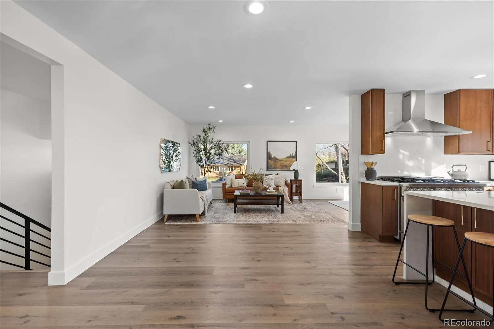 04062026231509 1600 16