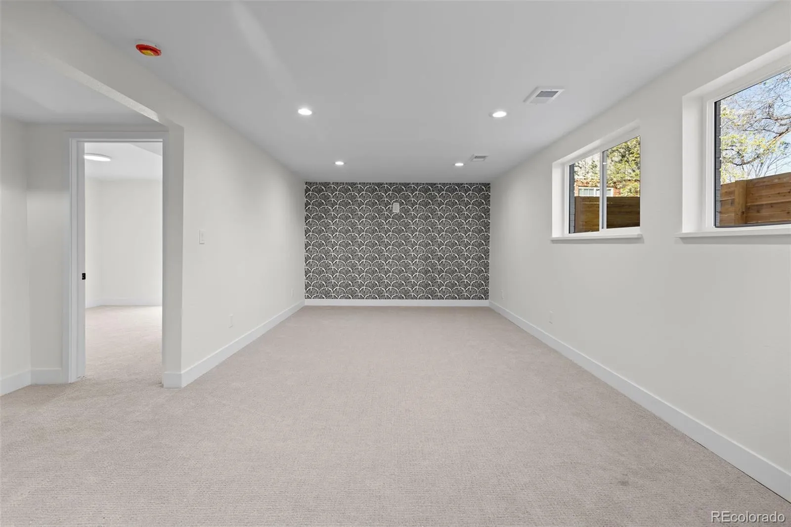 04062026231509 1600 33