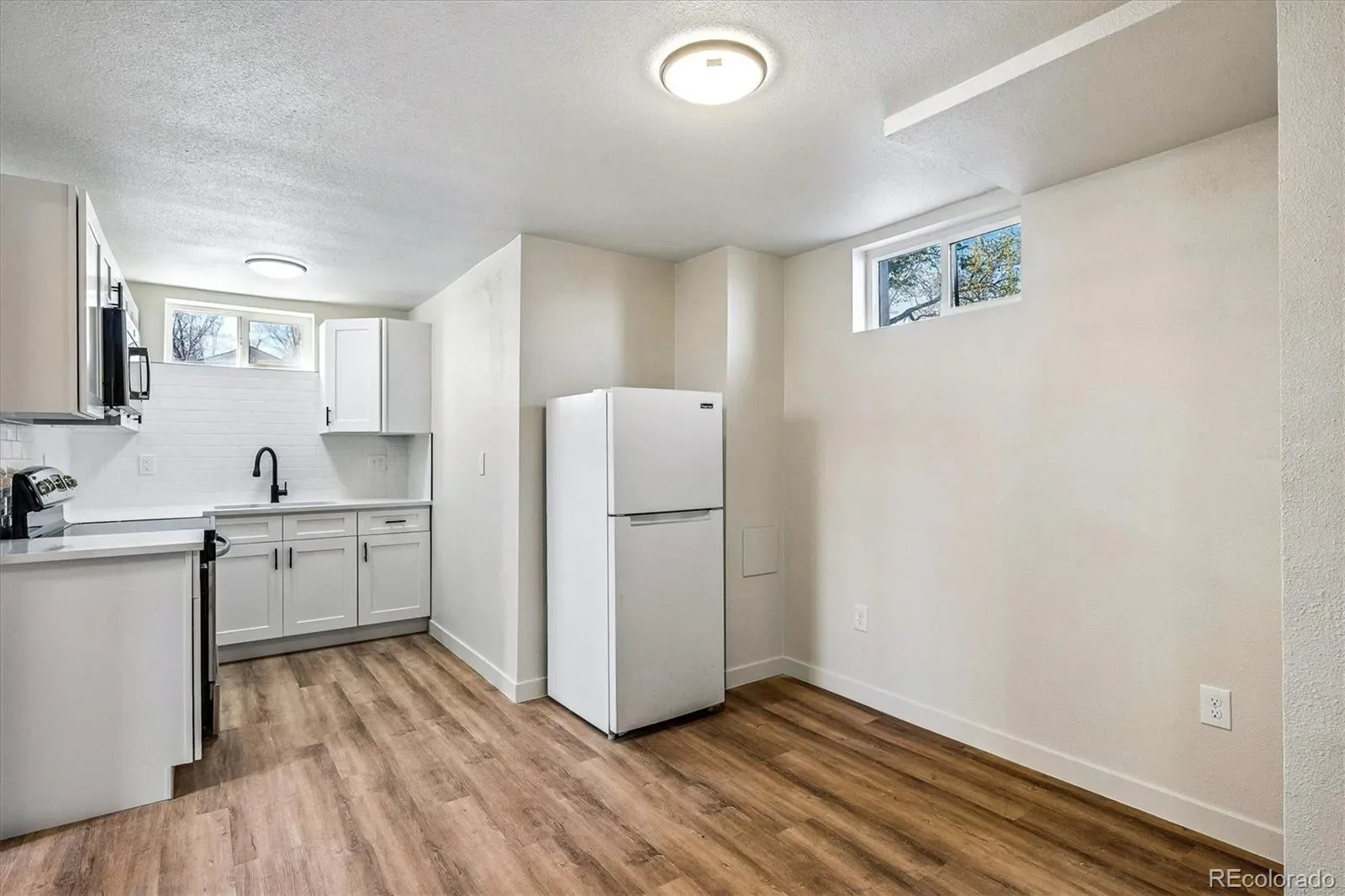 802 Julian Denver CO 80204 MLS #REC8750379 03272026224930 1600 16
