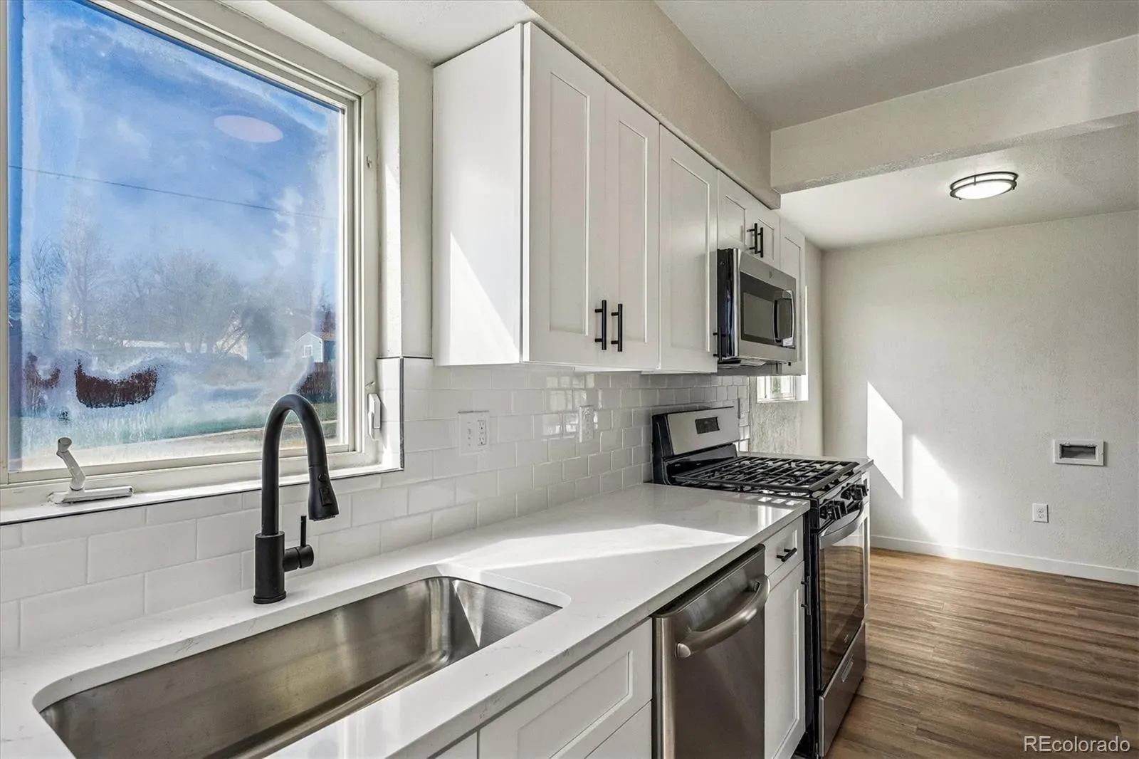 802 Julian Denver CO 80204 MLS #REC8750379 03272026224930 1600 7