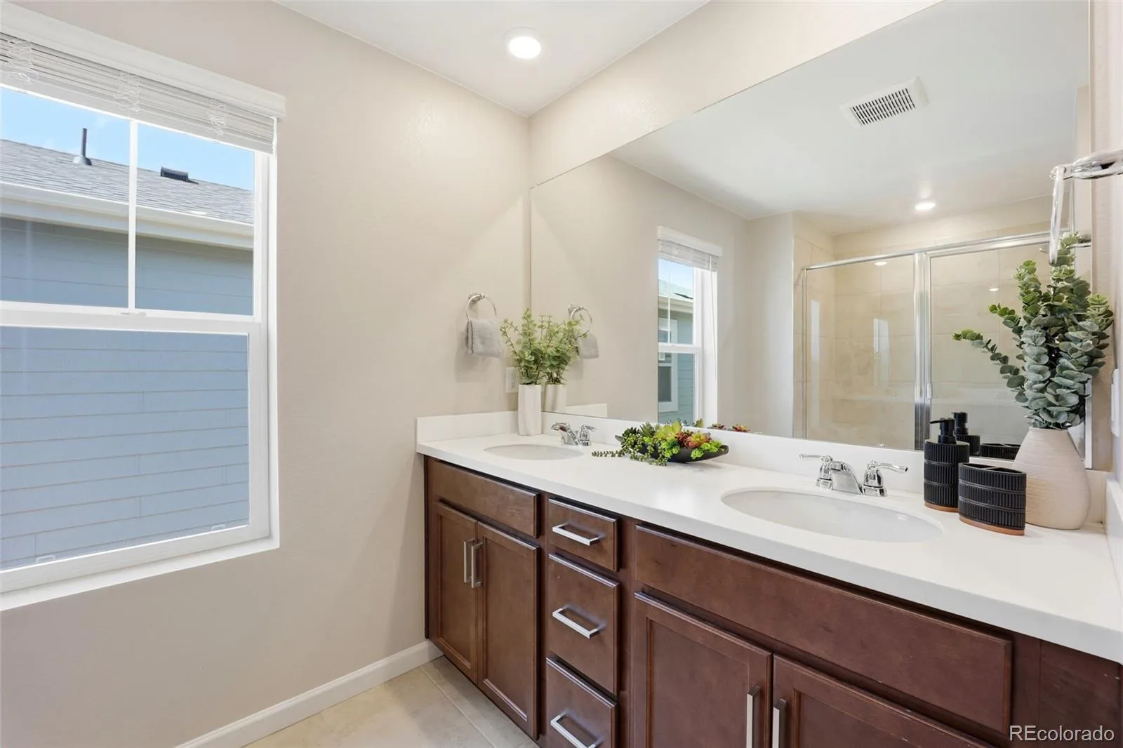 2081 Barnwood Drive Brighton CO 80601 | MLS #REC8750782 06122026202154 1600 17