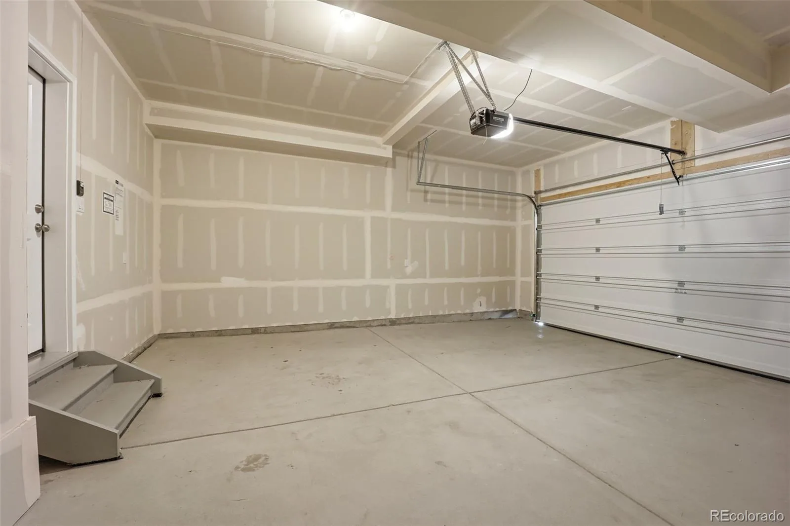 2081 Barnwood Drive Brighton CO 80601 | MLS #REC8750782 06122026202154 1600 28
