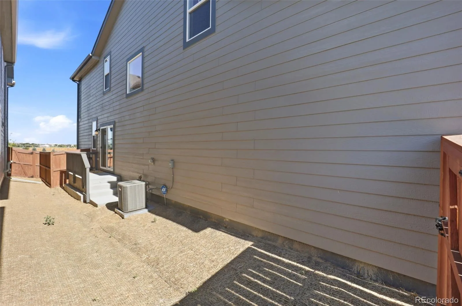 2081 Barnwood Drive Brighton CO 80601 | MLS #REC8750782 06122026202154 1600 32