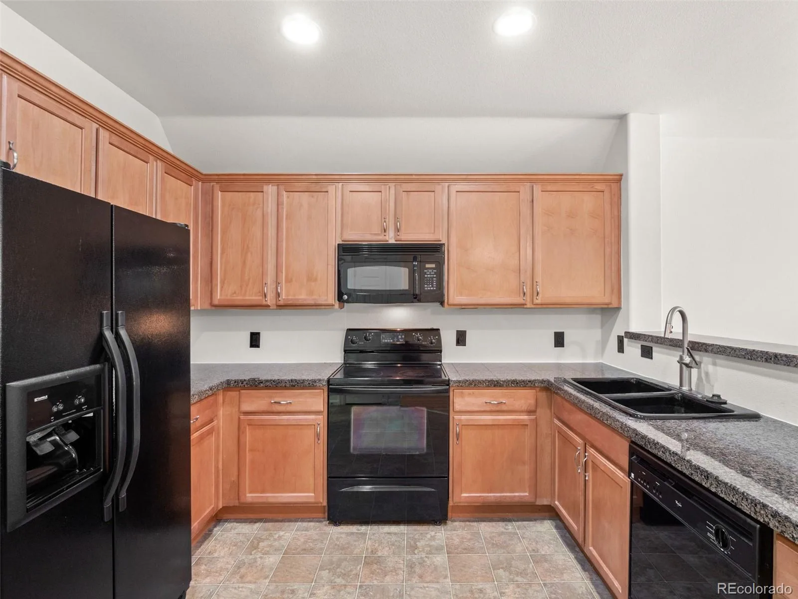 7777 E 23rd Avenue #1303 Denver CO 80238 | MLS #REC8750838 08242026193458 1600 21