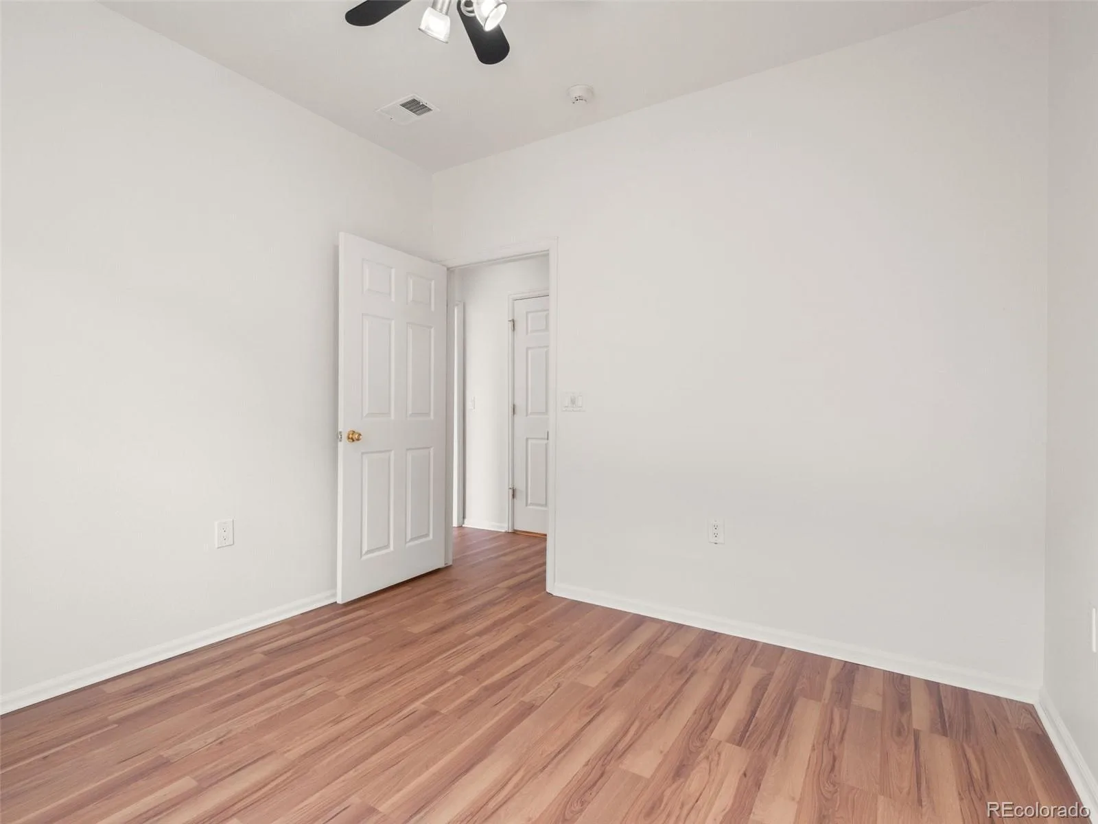 7777 E 23rd Avenue #1303 Denver CO 80238 | MLS #REC8750838 08242026193458 1600 26