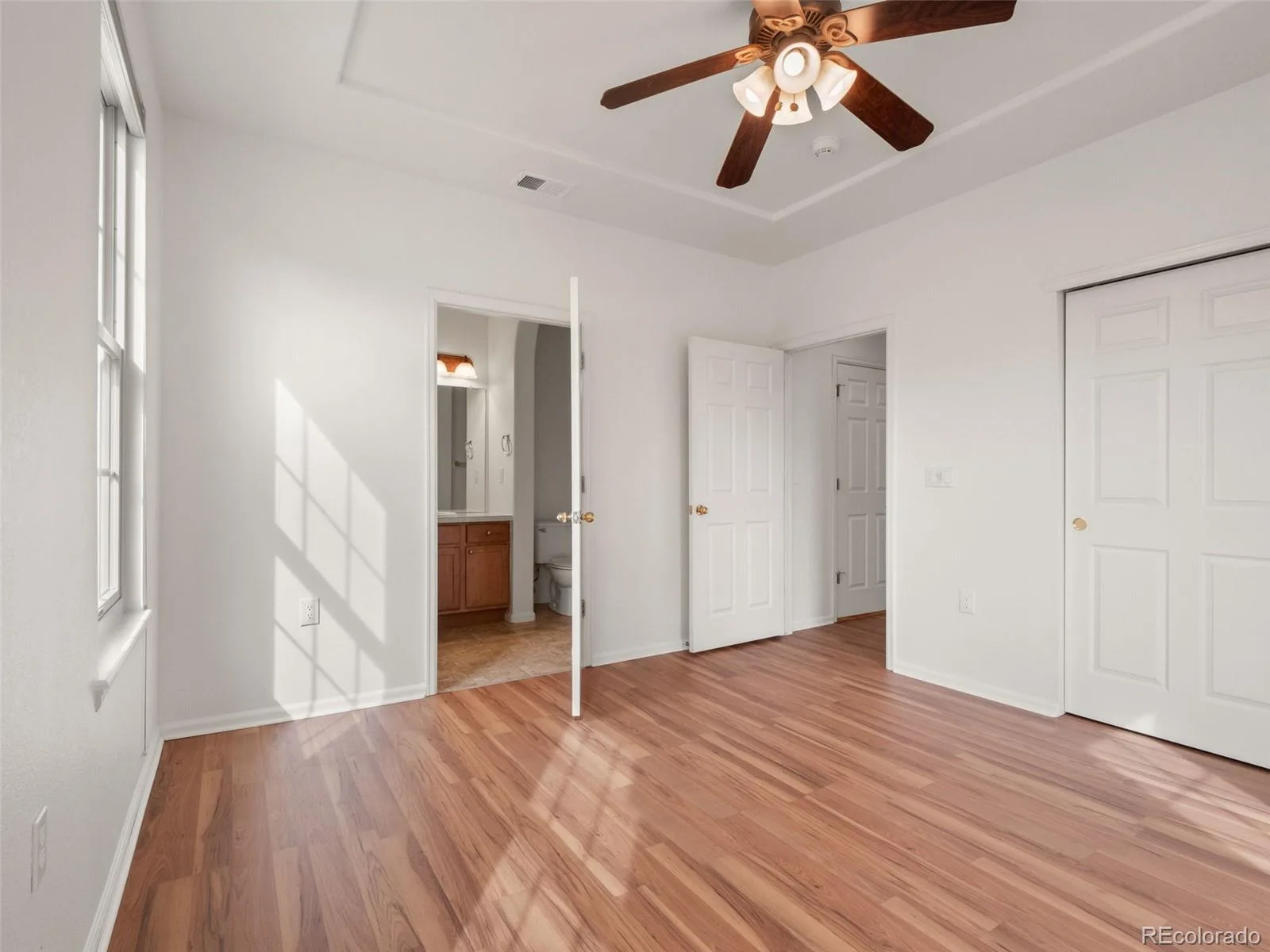 7777 E 23rd Avenue #1303 Denver CO 80238 | MLS #REC8750838 08242026193458 1600 33
