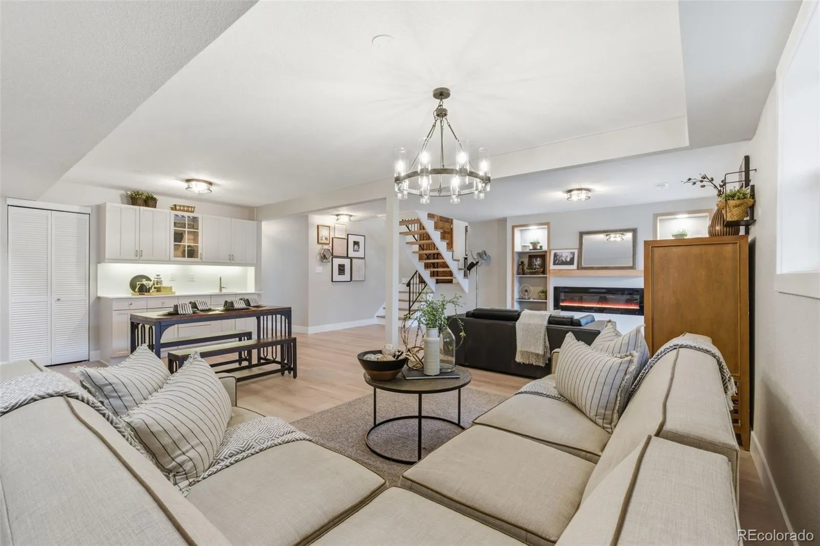 3111 S Holly Place Denver CO 80222 MLS #REC8751634 05122026161046 1600 1