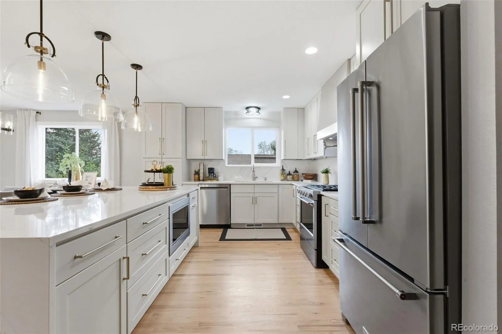 3111 S Holly Place Denver CO 80222 MLS #REC8751634 05122026161046 1600 4