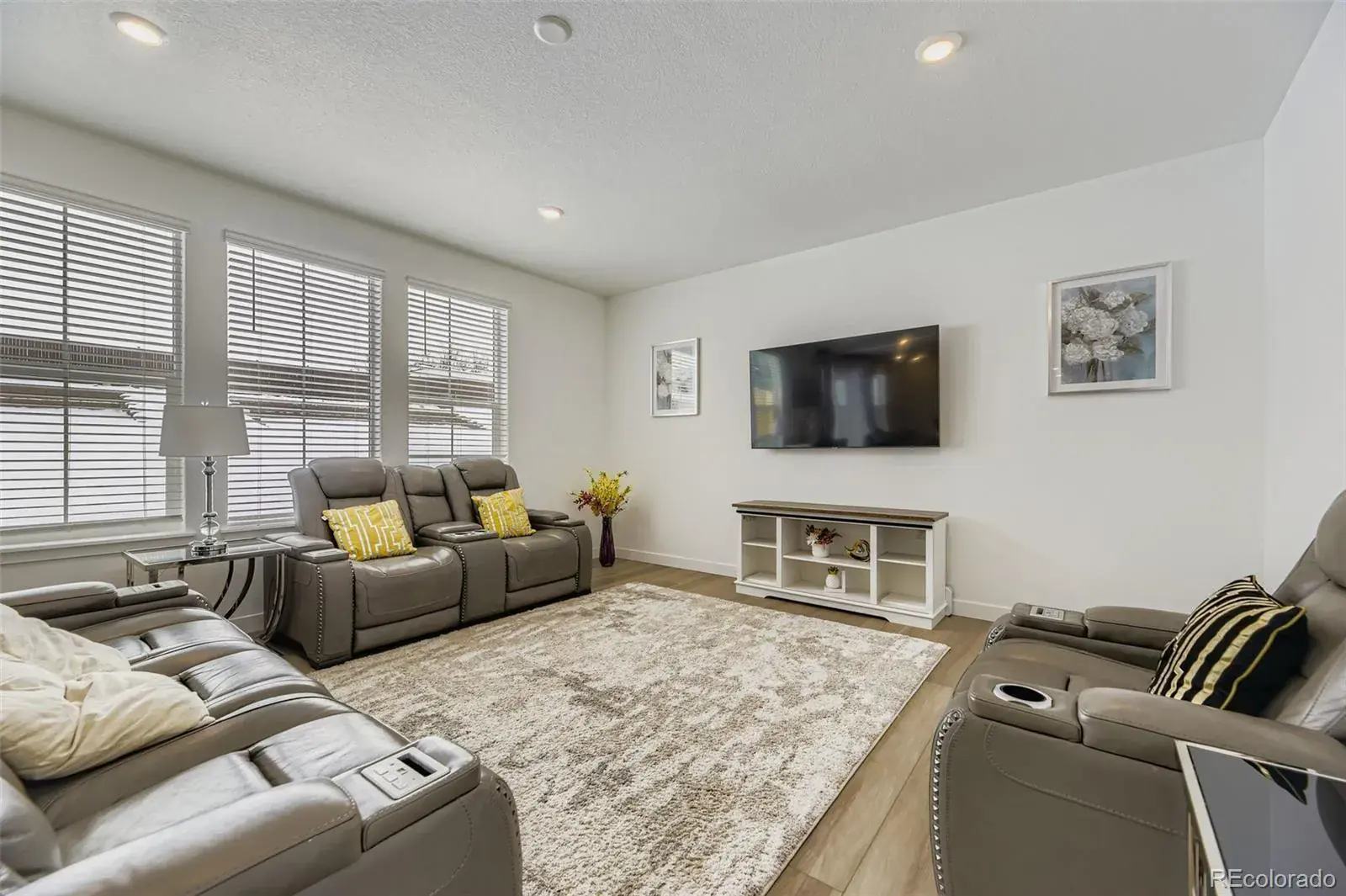 10912 Snowdon Street Parker CO 80134 MLS #REC8751904 01222026160514 1600 5