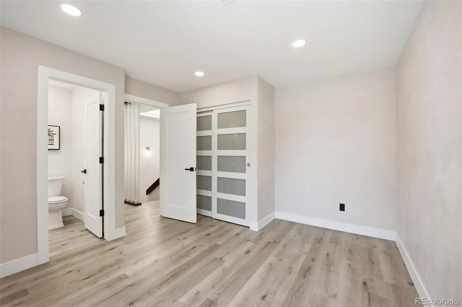 1581 W Briarwood Avenue Littleton CO 80120 MLS #REC8752126 05182026225719 1600 25