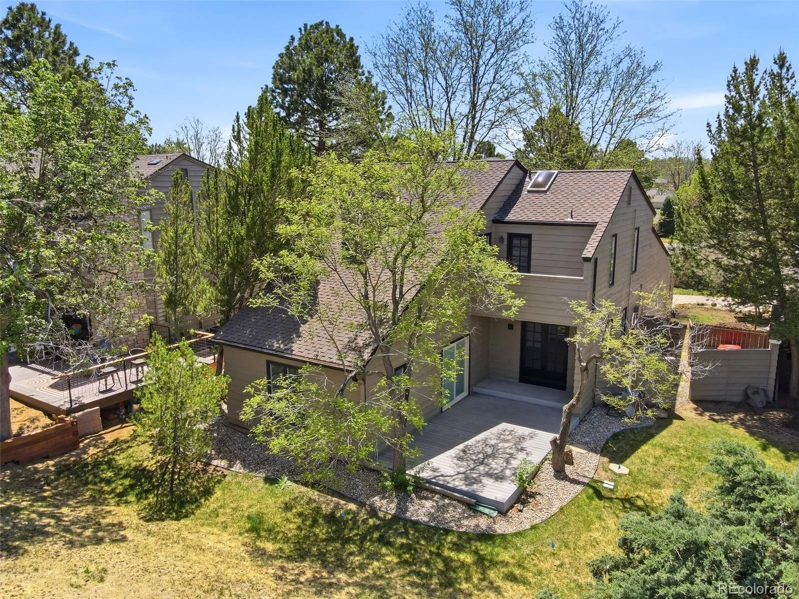 1581 W Briarwood Avenue Littleton CO 80120 MLS #REC8752126 05182026225719 1600 41