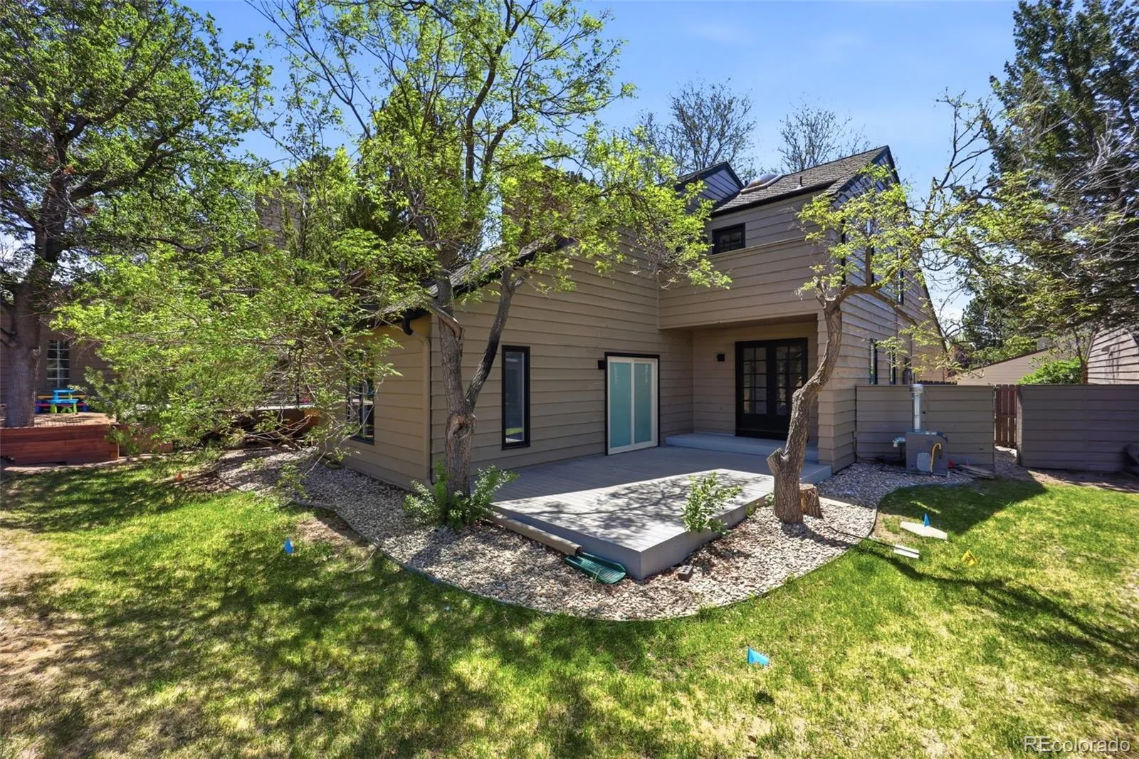 1581 W Briarwood Avenue Littleton CO 80120 MLS #REC8752126 05182026225719 1600 42