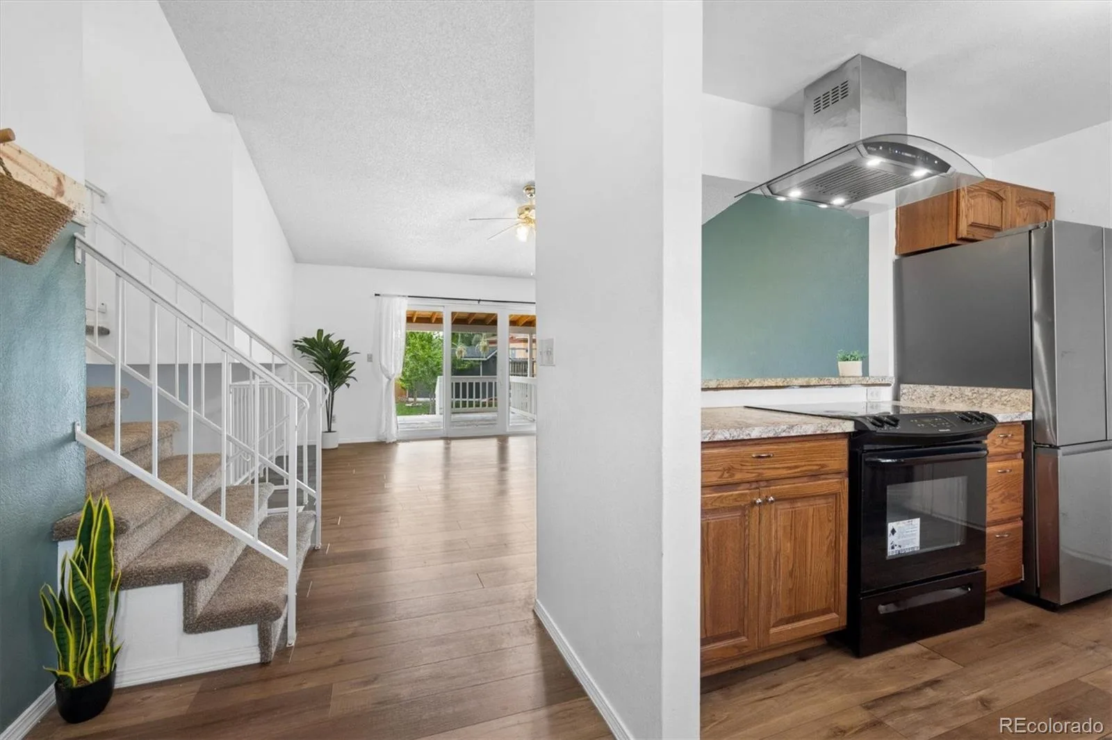5832 S Netherland Circle Aurora CO 80015 | MLS #REC8752755 08192026181616 1600 3