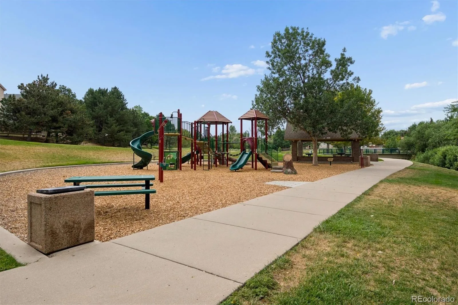 5832 S Netherland Circle Aurora CO 80015 | MLS #REC8752755 08192026181616 1600 30