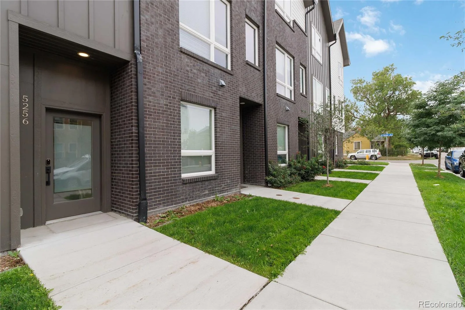 5256 W 16 Avenue Lakewood CO 80214 | MLS #REC8752872 09222026081316 1600 2
