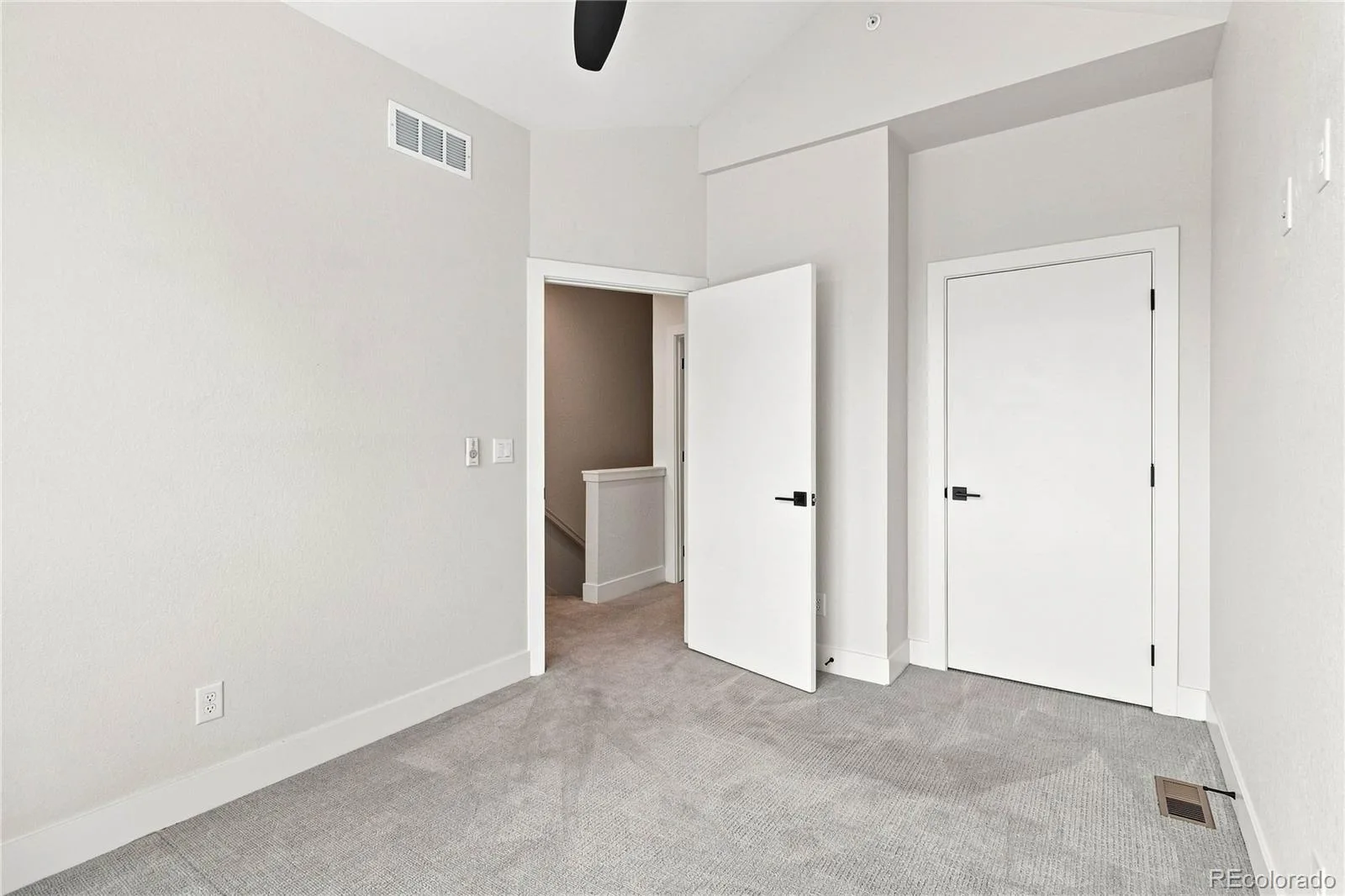 5256 W 16 Avenue Lakewood CO 80214 | MLS #REC8752872 09222026081316 1600 20