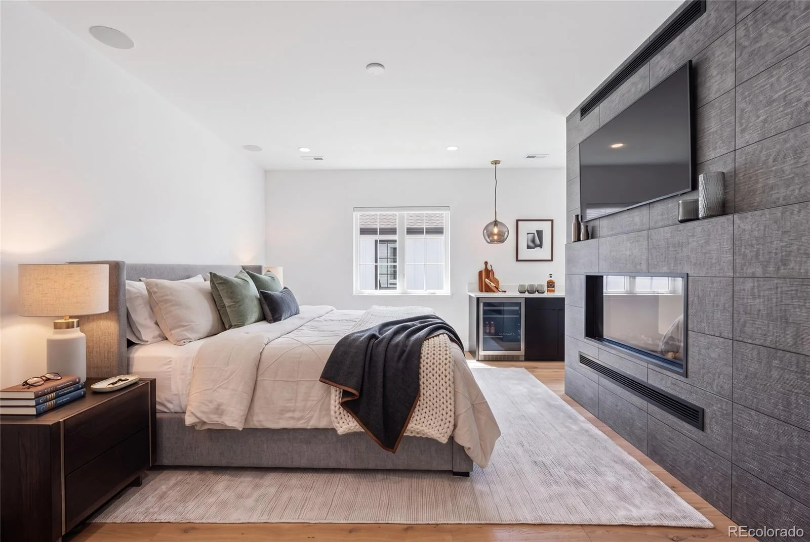 2339 S Saint Paul Street Denver CO 80210 | MLS #REC8753917 09232026161439 1600 20