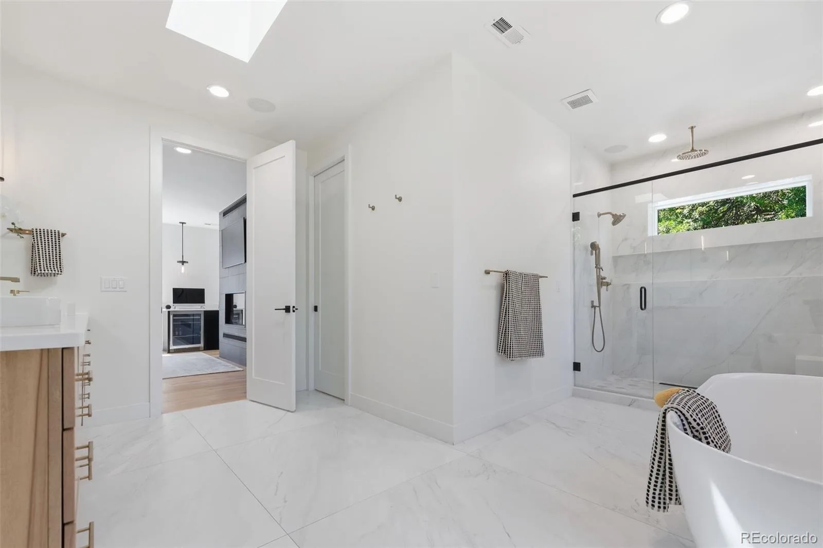 2339 S Saint Paul Street Denver CO 80210 | MLS #REC8753917 09232026161439 1600 26