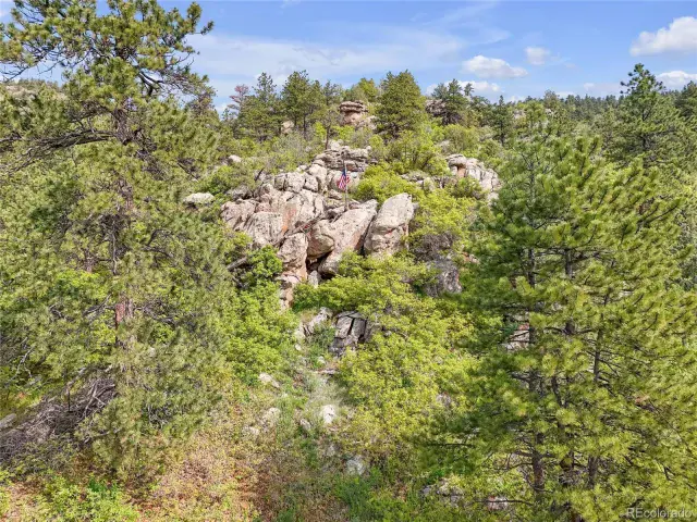 5162 Raven Gulch Road Morrison CO 80465 | MLS #REC8756658 06082025011916 640 18