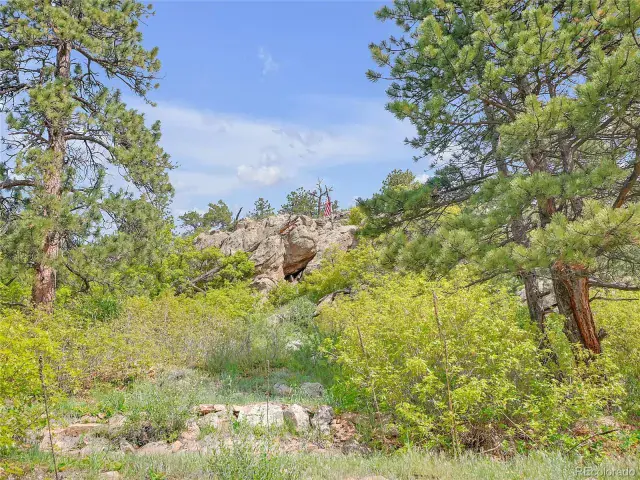 5162 Raven Gulch Road Morrison CO 80465 | MLS #REC8756658 06082025011916 640 6