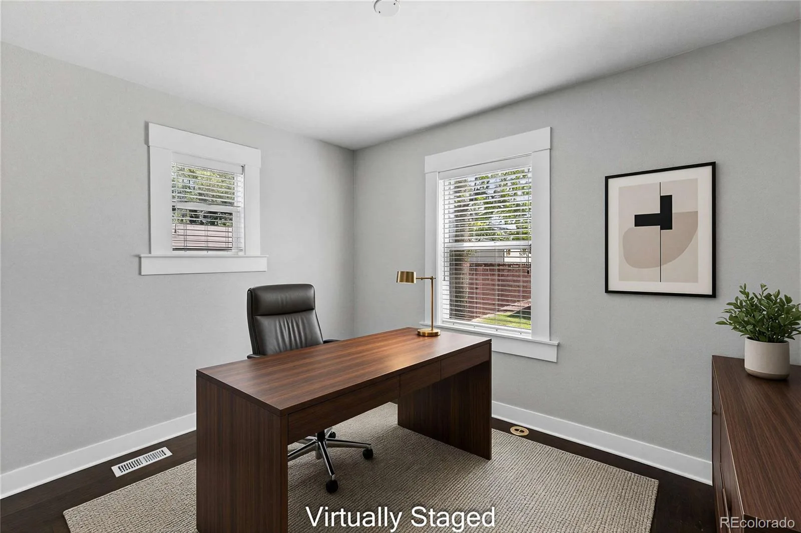 3040 N Columbine Street Denver CO 80205 | MLS #REC8758461 08282026164710 1600 13