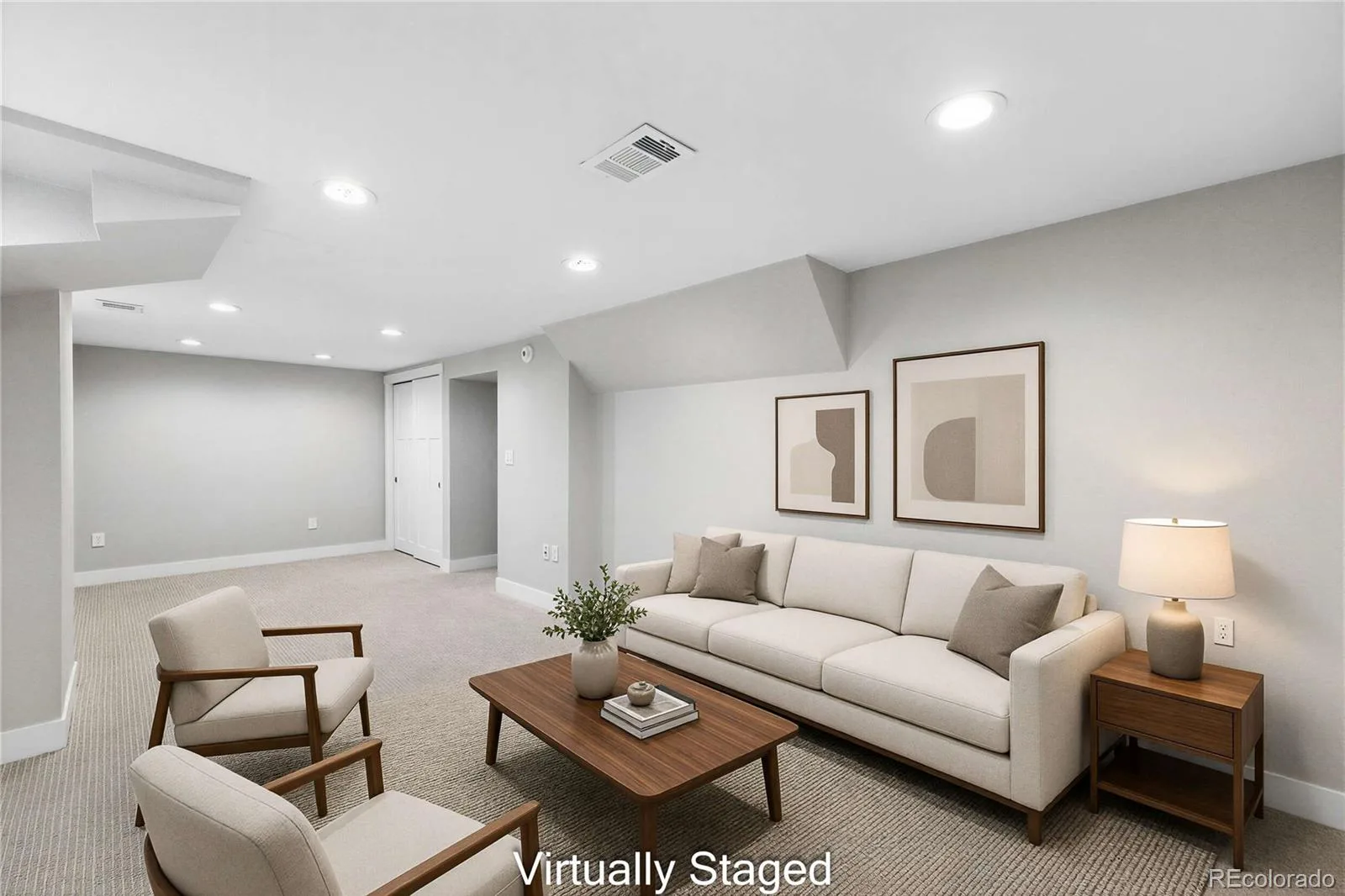 3040 N Columbine Street Denver CO 80205 | MLS #REC8758461 08282026164710 1600 19