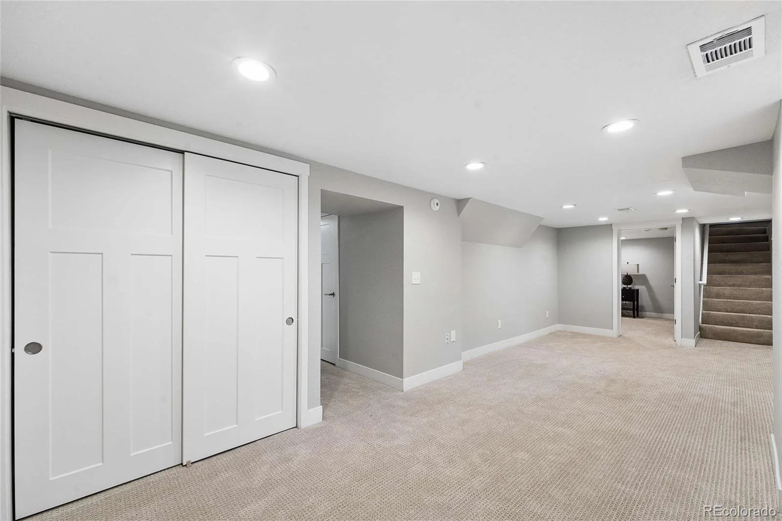 3040 N Columbine Street Denver CO 80205 | MLS #REC8758461 08282026164710 1600 22