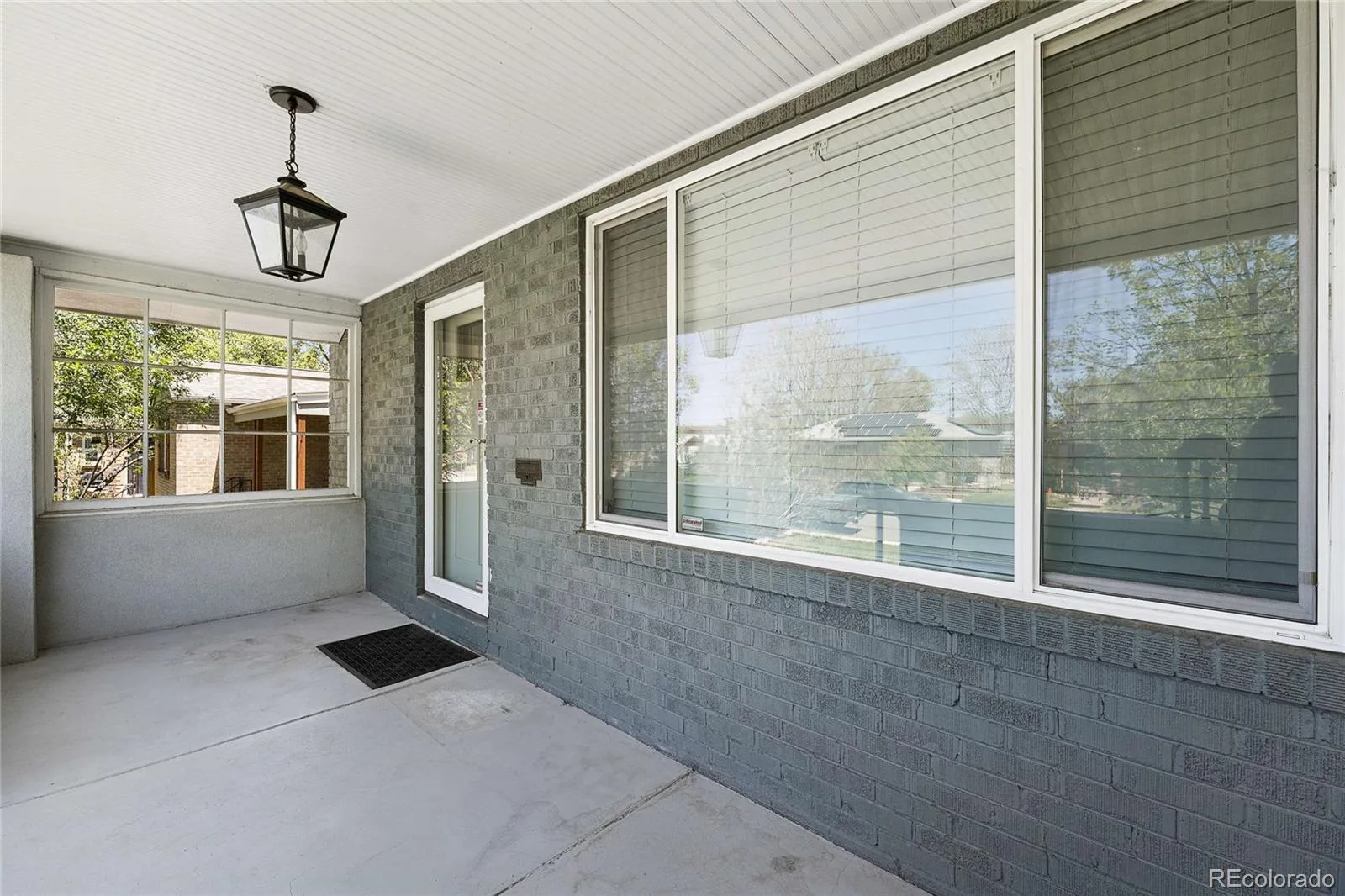 3040 N Columbine Street Denver CO 80205 | MLS #REC8758461 08282026164710 1600 36