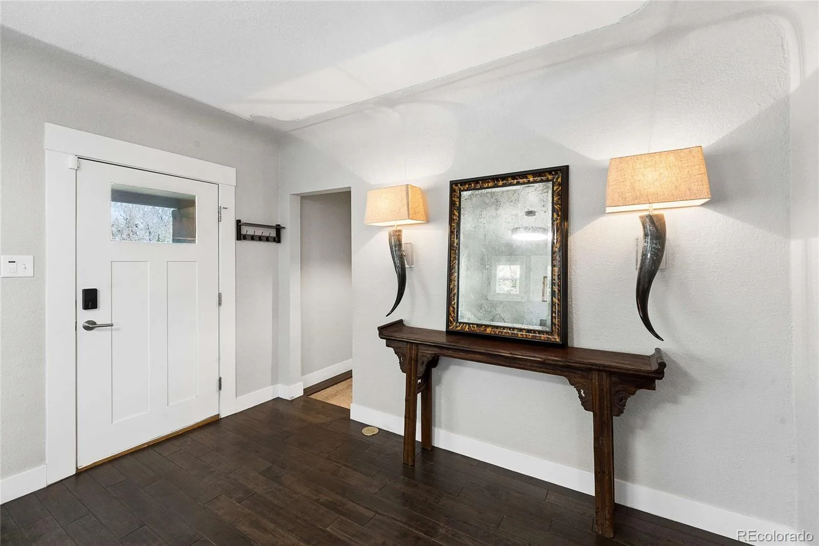 3040 N Columbine Street Denver CO 80205 | MLS #REC8758461 08282026164710 1600 5