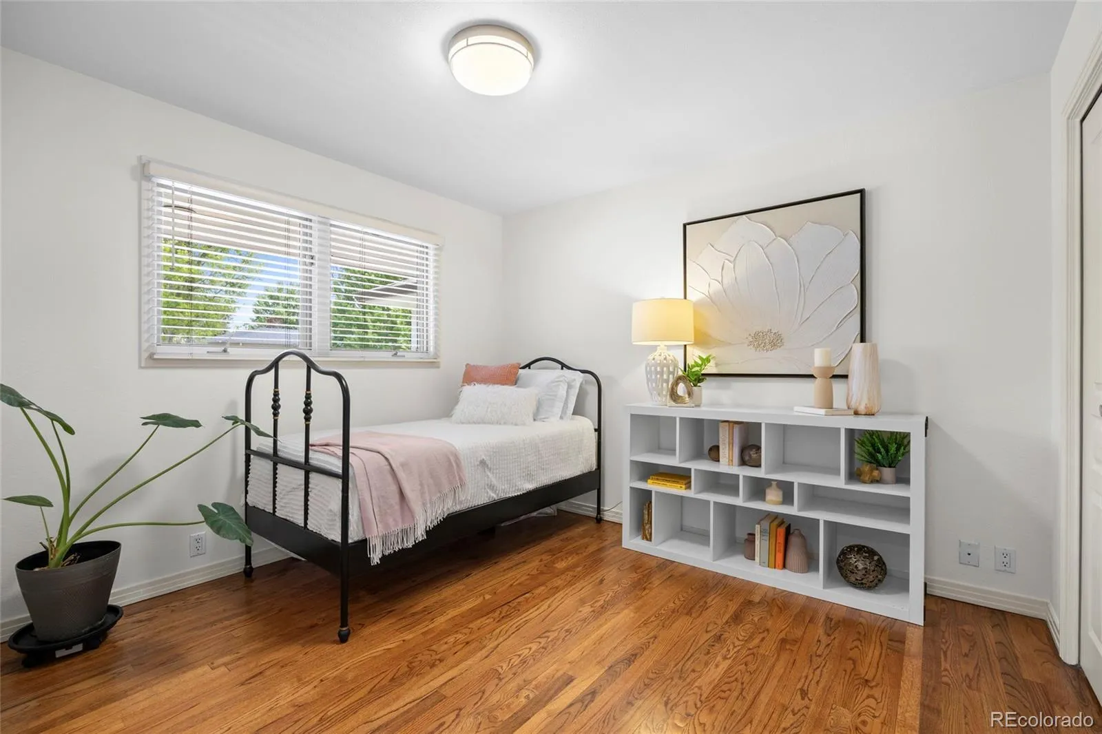 3051 S Josephine Street Denver CO 80210 MLS #REC8759842 05232026142043 1600 26