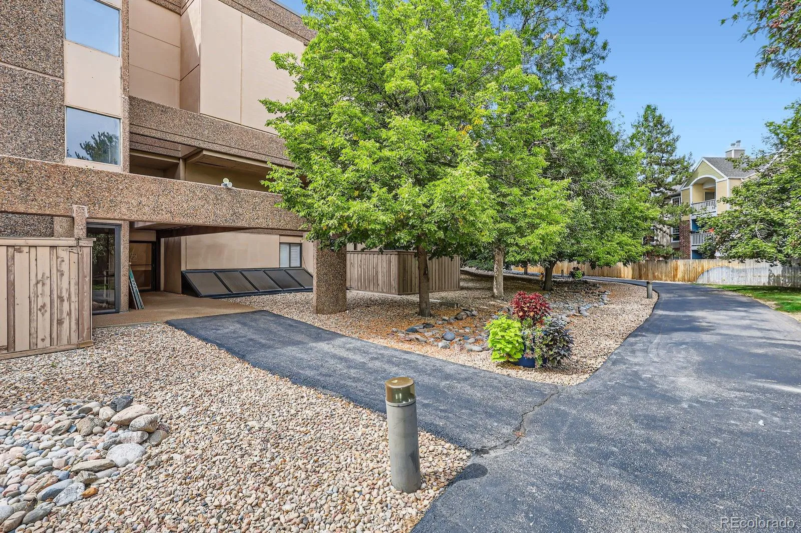 7000 E Quincy Avenue #317 #F Denver CO 80237 MLS #REC8760783 05062026194010 1600 30