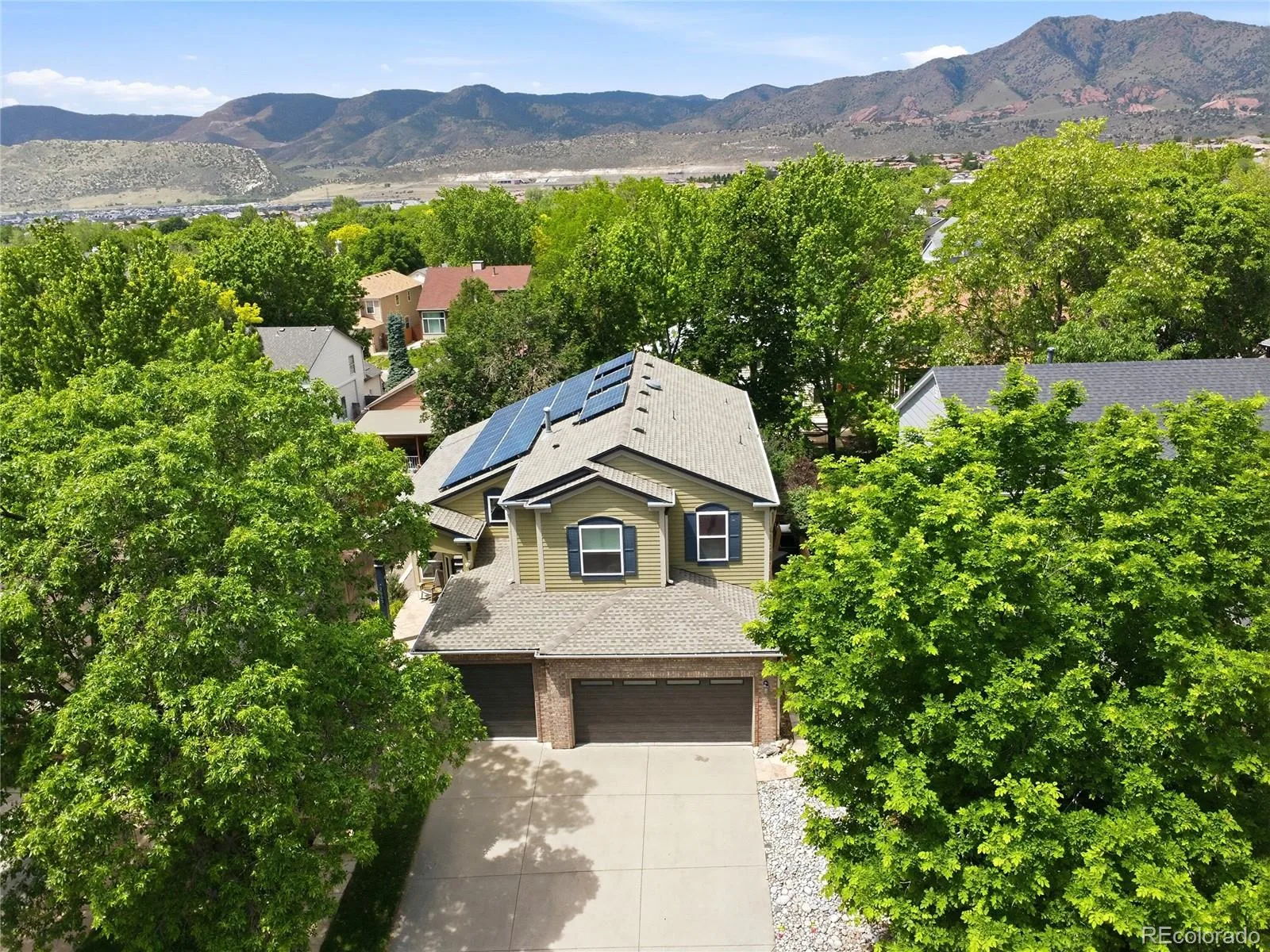 2269 S Ellis Court Lakewood CO 80228 | MLS #REC8761557 08152026002716 1600 31