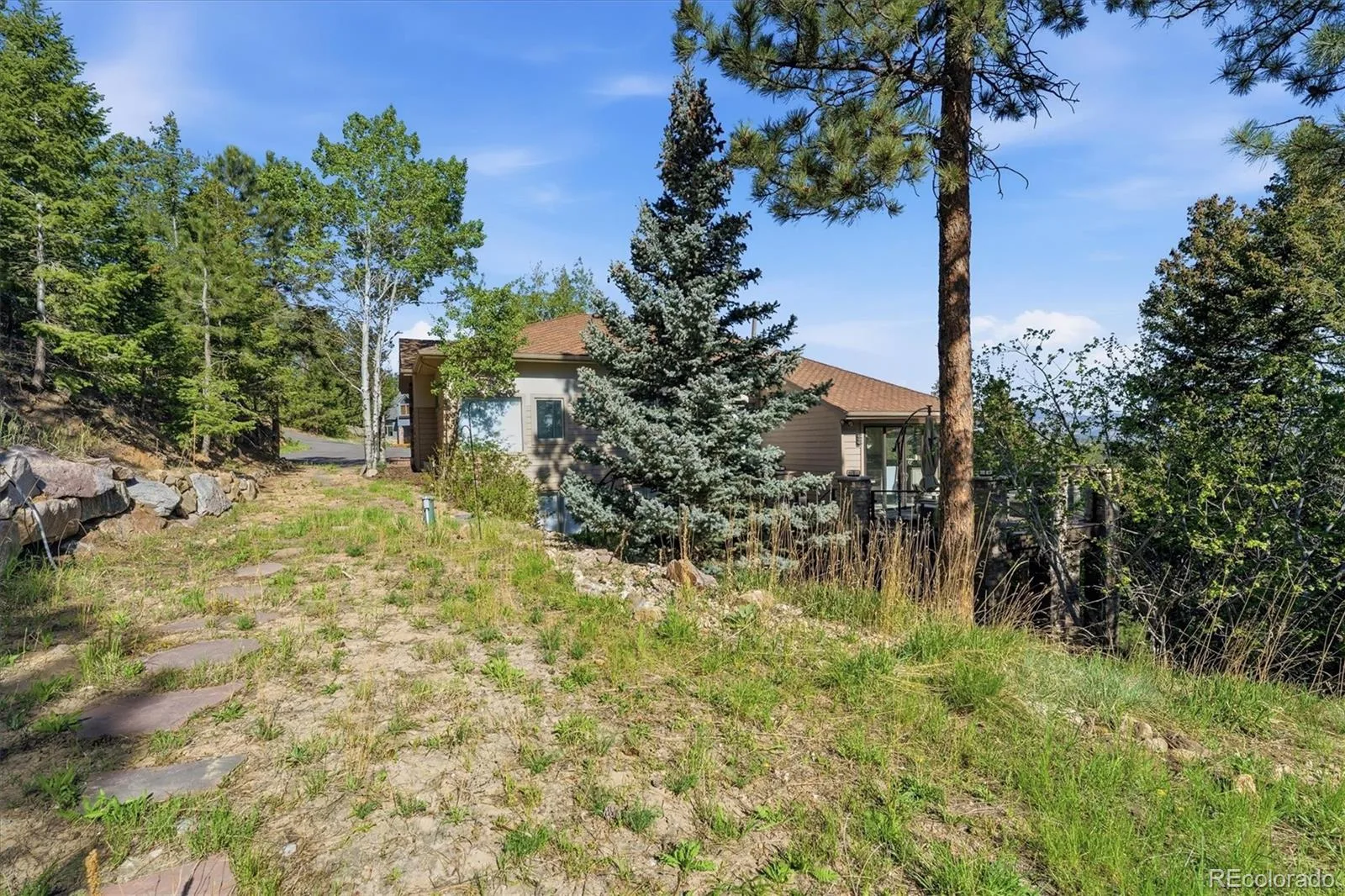 23331 Morning Rose Drive Golden CO 80401 | MLS #REC8762777 08232026035048 1600 44
