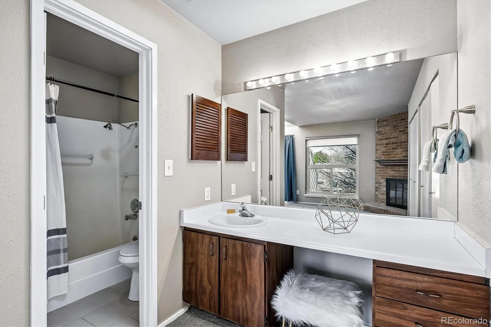 6305 W 6th Avenue #D10 Lakewood CO 80214 MLS #REC8763430 04152026023436 1600 10
