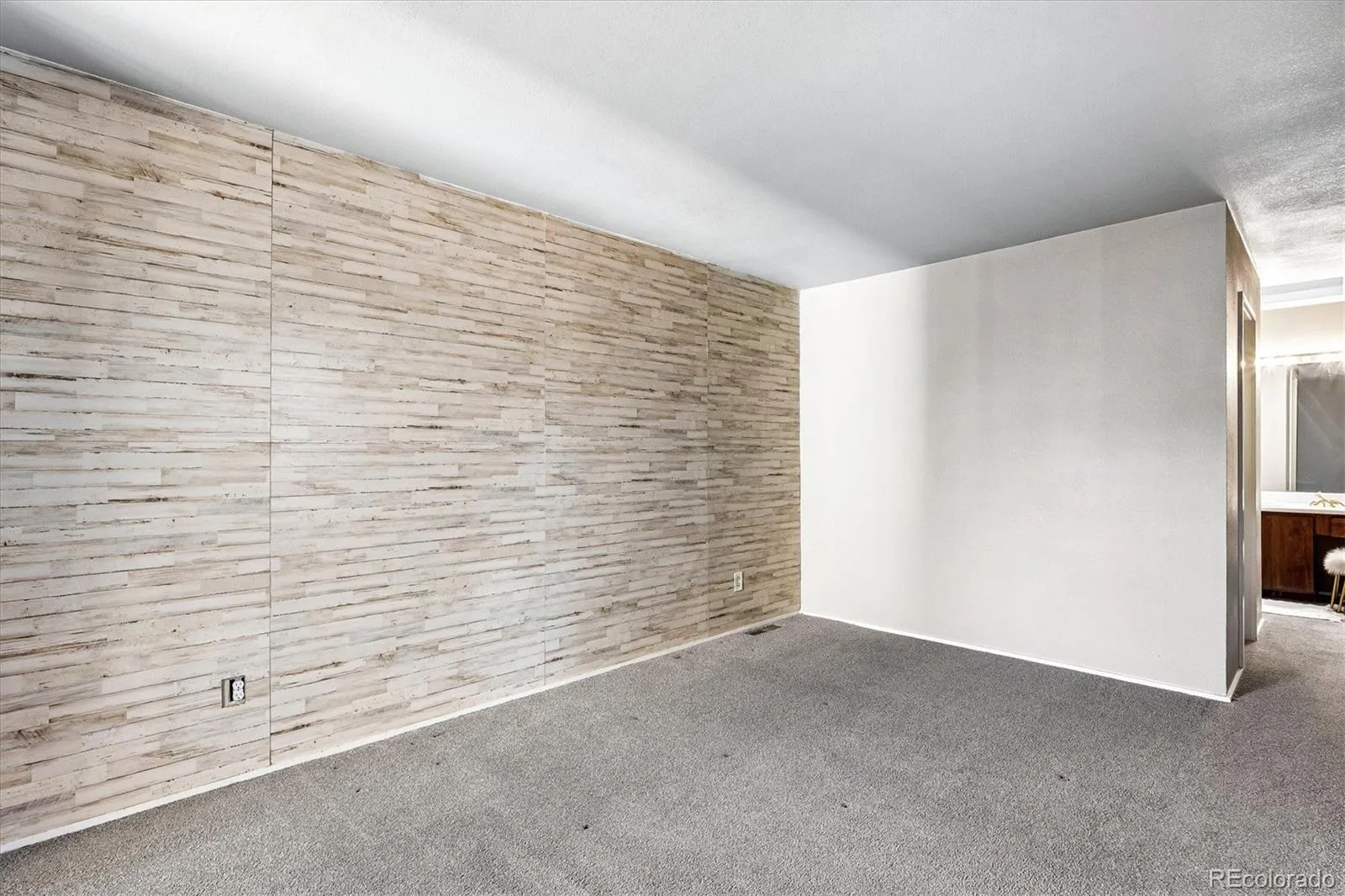 6305 W 6th Avenue #D10 Lakewood CO 80214 MLS #REC8763430 04152026023436 1600 31